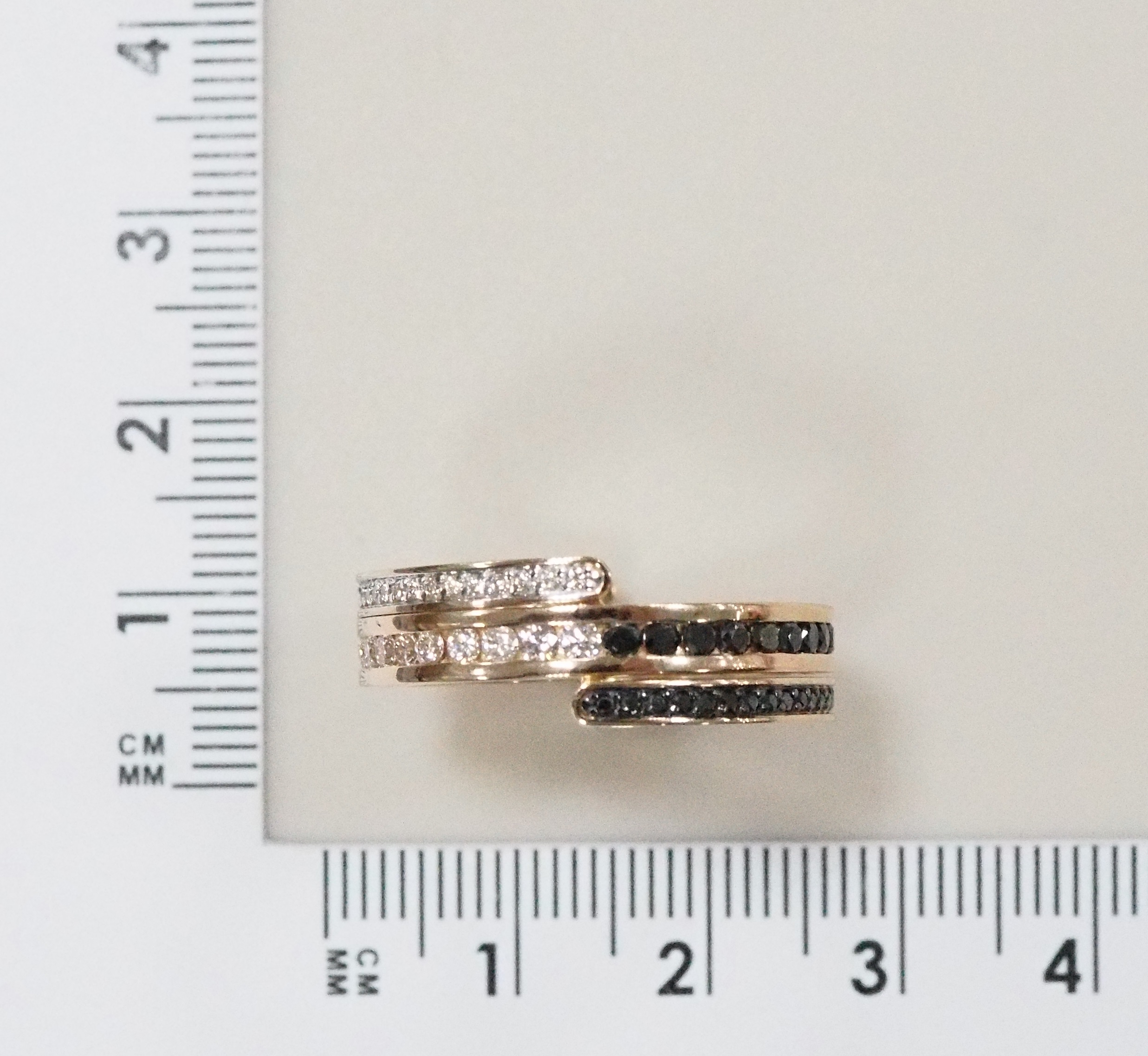Кольцо-трансформер из золота с бриллиантами